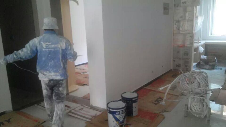 乳膠漆施工監(jiān)督不能漏掉的3個(gè)方面 乳膠漆施工監(jiān)督不能漏掉的3個(gè)方面