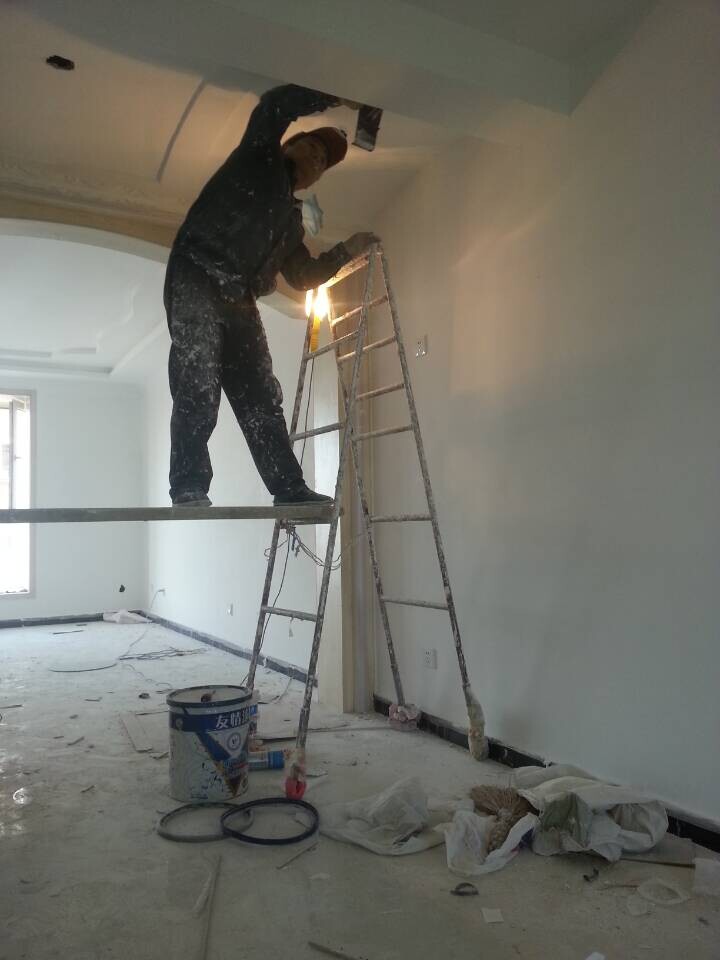 友情漆以優(yōu)質(zhì)產(chǎn)品和優(yōu)勝服務(wù)領(lǐng)先同行